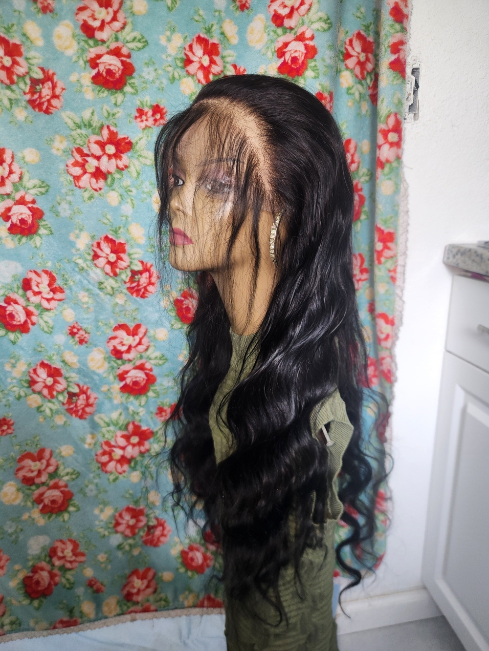 Natural Black Wavy Lace Front Wig - 100% Human Hair !